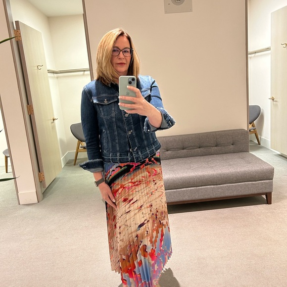 Meet your Posher, Barb - Picture 5 of 7